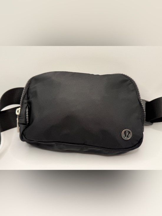 lululemon athletica Handbags - Lululemon Everywhere Belt Bag 1L Black Silver Hardware Extended Strap